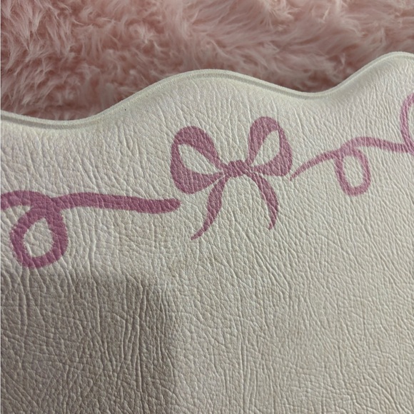 Pink bow ANTI-FATIGUE MAT - Picture 4 of 7